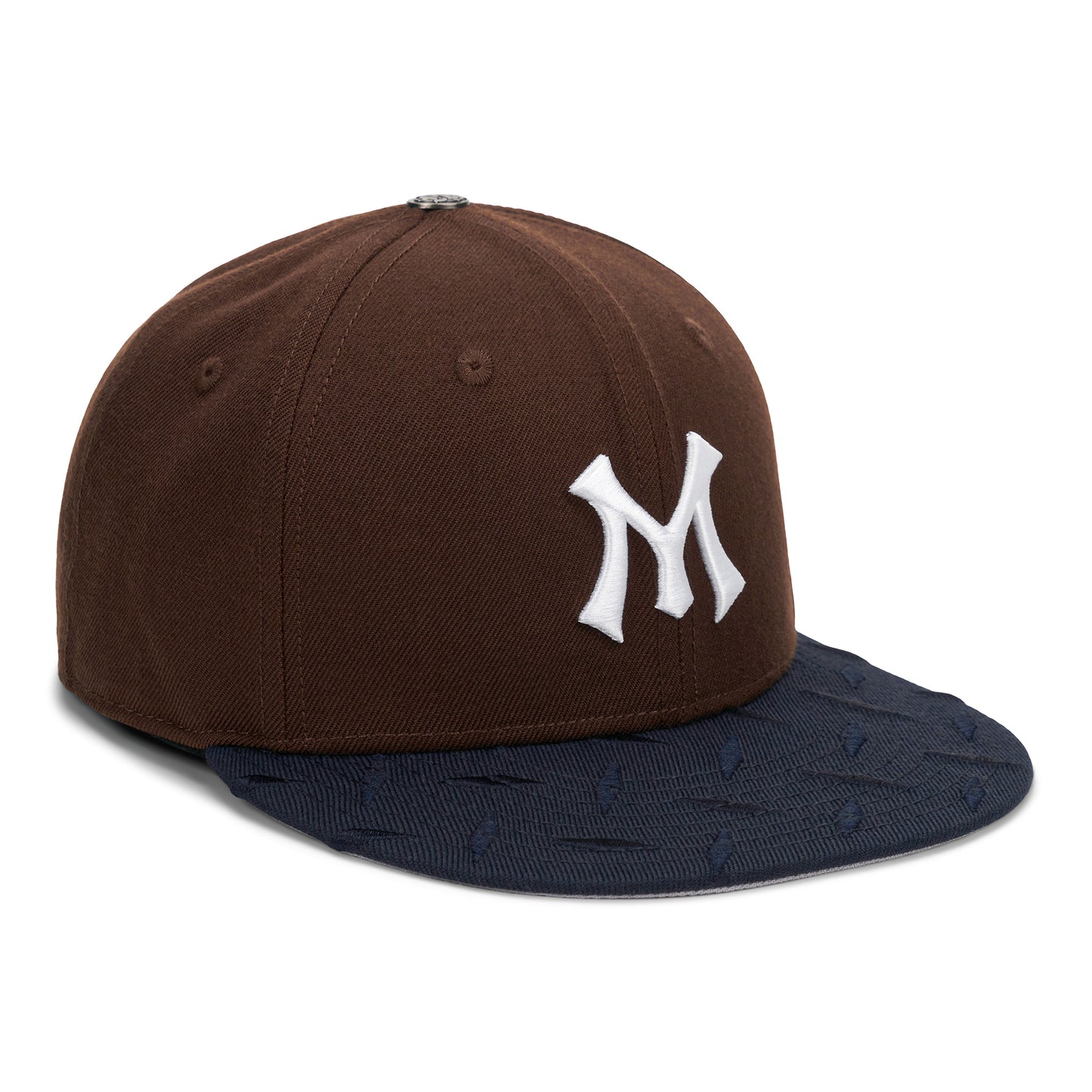 TEAM LOGO STEEL-PLATED BRIM FITTED CAP