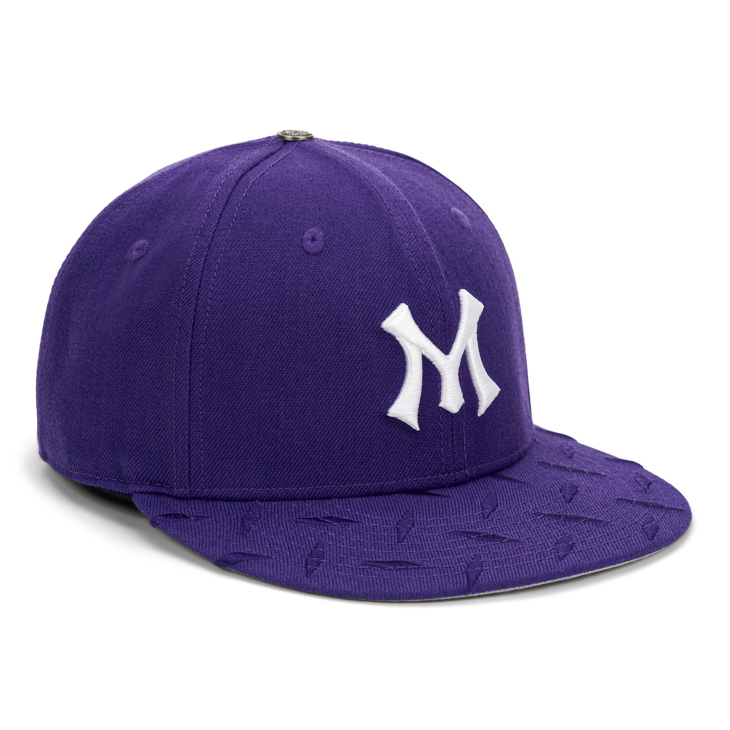 TEAM LOGO STEEL-PLATED BRIM FITTED CAP